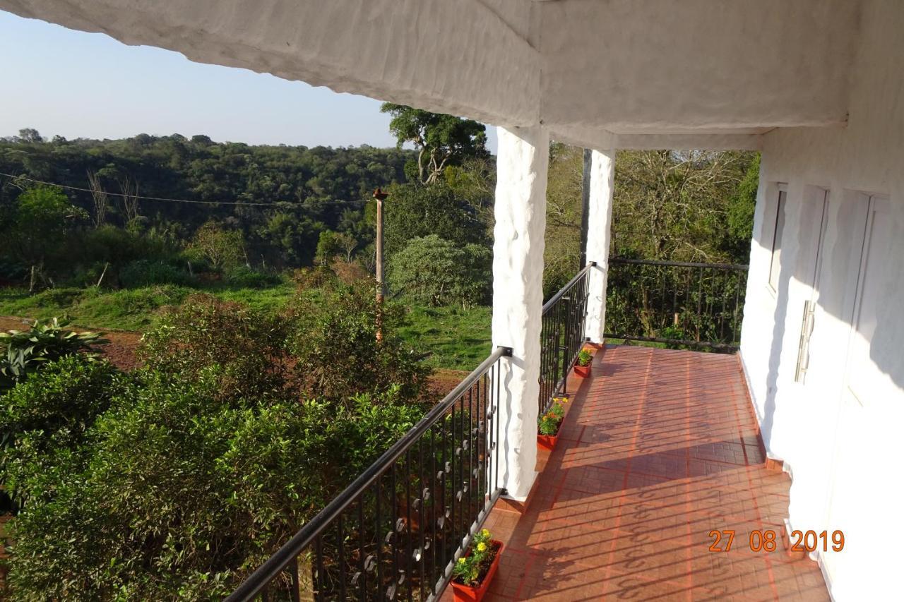 Mediterraneo Suites Puerto Iguazu Exterior photo